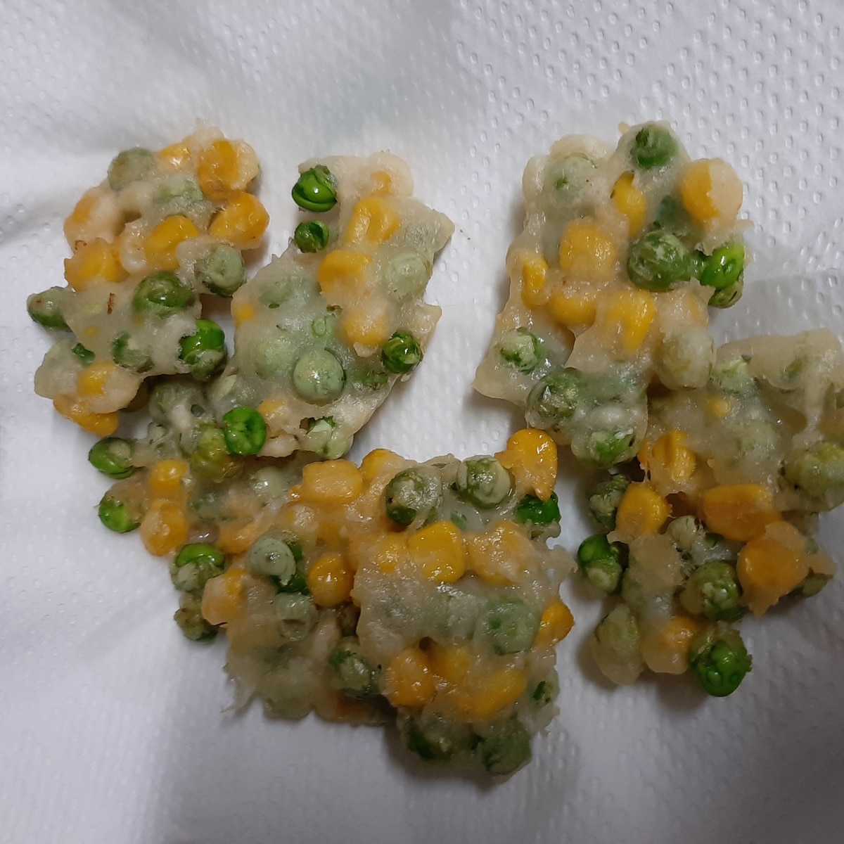 グリーンピースとコーンのかき揚げ レシピ 作り方 By Hanaab 投資ブログやってます 楽天レシピ